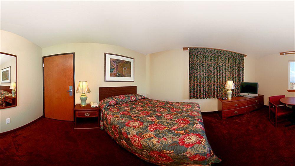 Americas Inn&suite Motel 2*